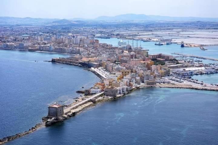 Casa Vacanze Ulisse Trapani Ngoại thất bức ảnh